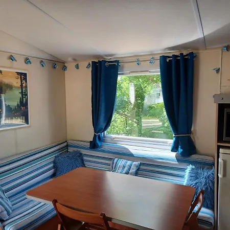 Flo's Mobil-home 사일라구즈